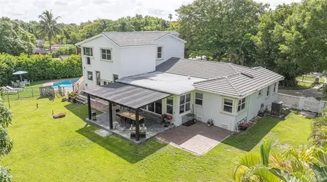 507 Hunting Lodge Drive Miami Springs FL 33166