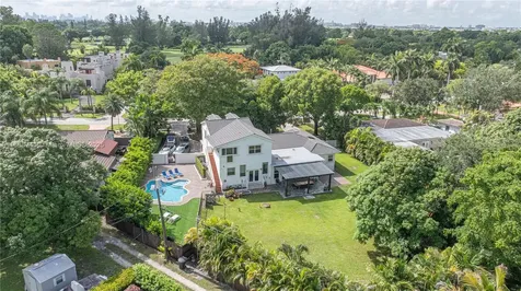 507 Hunting Lodge Drive Miami Springs FL 33166