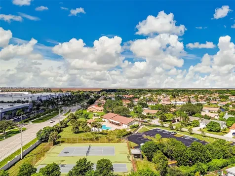 10431 NW 70th Court Tamarac FL 33321