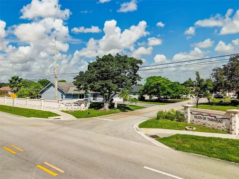 10431 NW 70th Court Tamarac FL 33321
