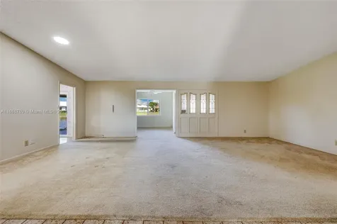 10431 NW 70th Court Tamarac FL 33321