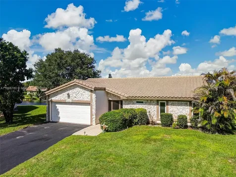 10431 NW 70th Court Tamarac FL 33321