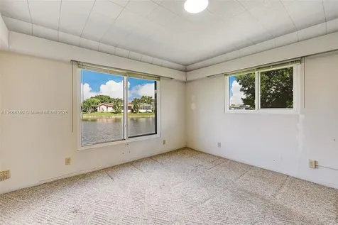 10431 NW 70th Court Tamarac FL 33321