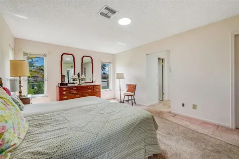 10431 NW 70th Court Tamarac FL 33321