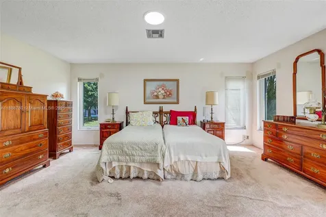 10431 NW 70th Court Tamarac FL 33321