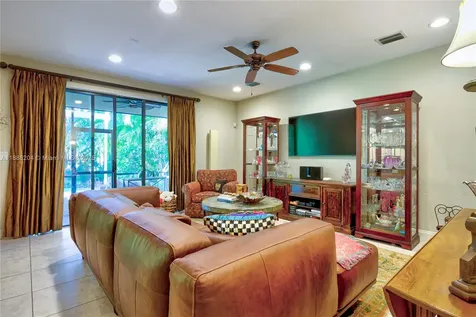 7665 SW 193rd Lane Cutler Bay FL 33157