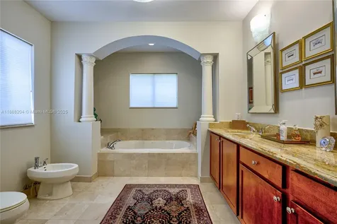 7665 SW 193rd Lane Cutler Bay FL 33157