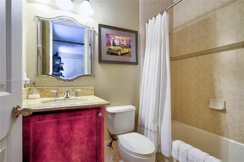 7665 SW 193rd Lane Cutler Bay FL 33157
