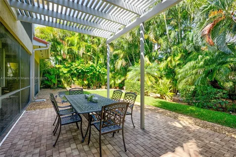 7665 SW 193rd Lane Cutler Bay FL 33157