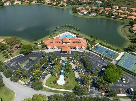 7665 SW 193rd Lane Cutler Bay FL 33157