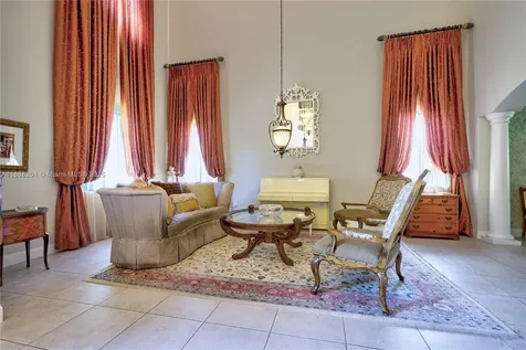 7665 SW 193rd Lane Cutler Bay FL 33157