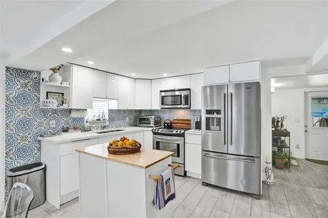 291 NW 95th Street Miami FL 33150