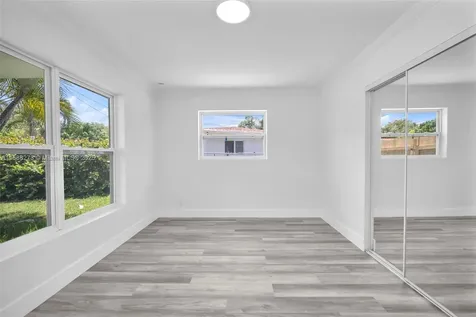 1840 NW 32nd Street Oakland Park FL 33309