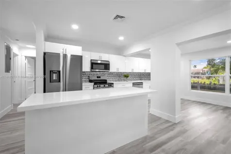 1840 NW 32nd Street Oakland Park FL 33309