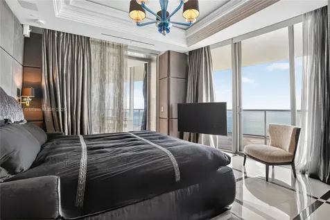 Bal Harbour FL 33154