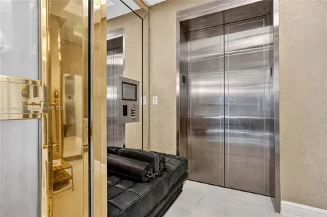 Bal Harbour FL 33154