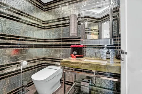 Bal Harbour FL 33154