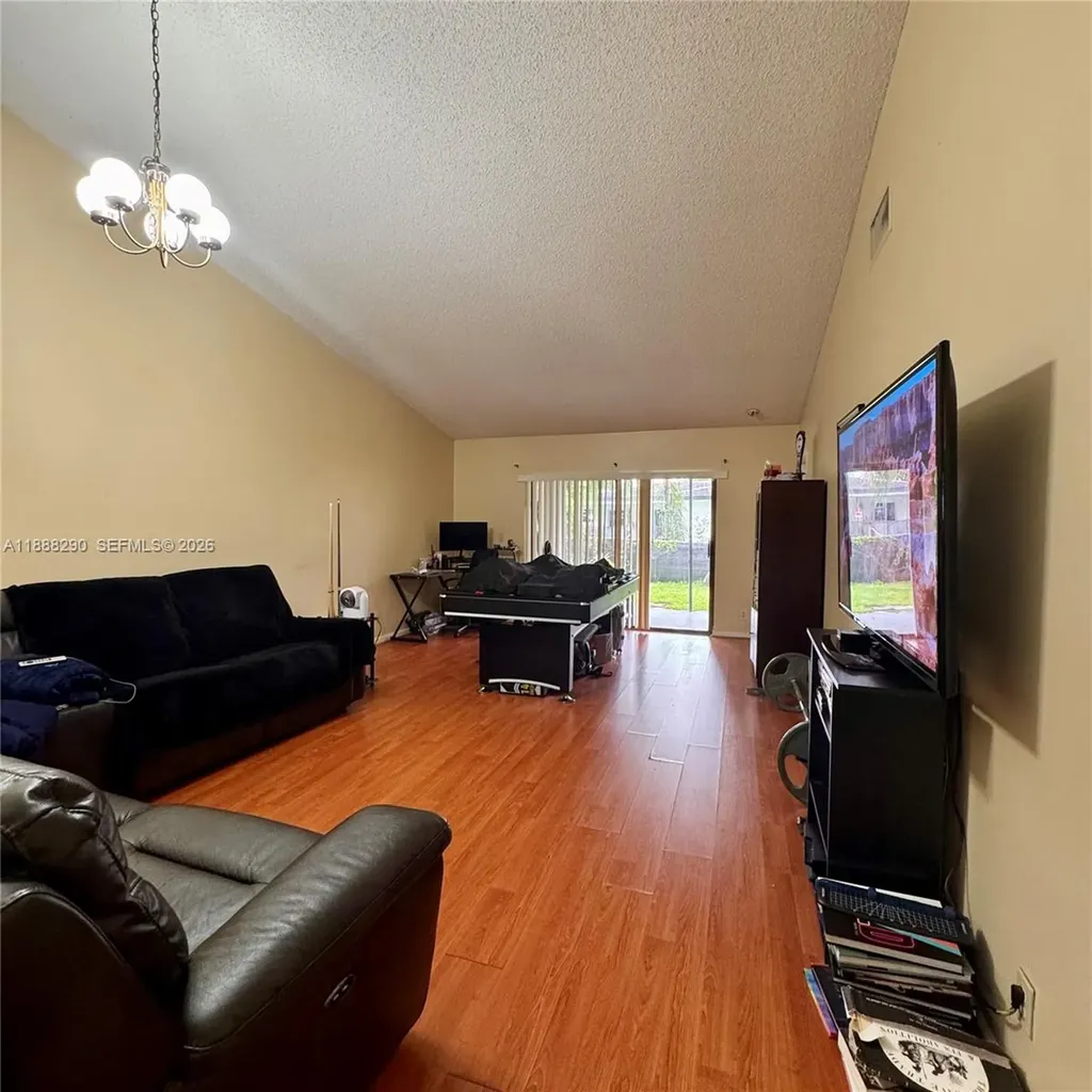 2595 NW 123rd Avenue Coral Springs FL 33065