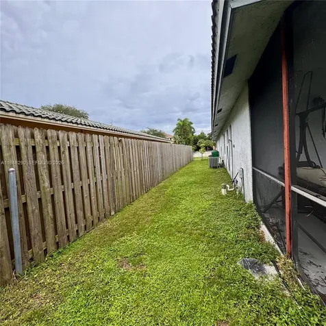2595 NW 123rd Avenue Coral Springs FL 33065