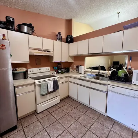 2595 NW 123rd Avenue Coral Springs FL 33065