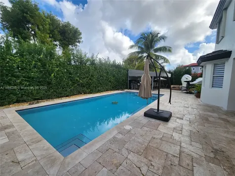16411 SW 60th Terrace Miami FL 33193