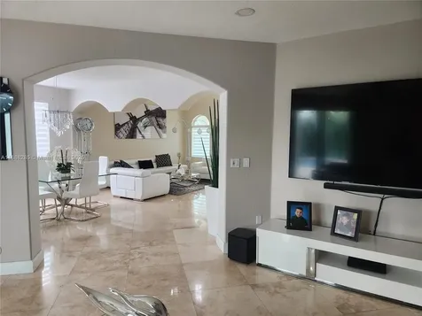 16411 SW 60th Terrace Miami FL 33193