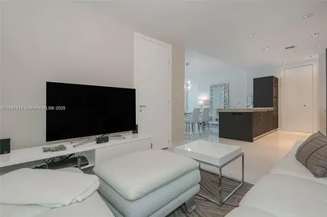 200 Biscayne Boulevard Way Miami FL 33131