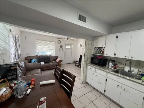810 NW 24th Court Miami FL 33125