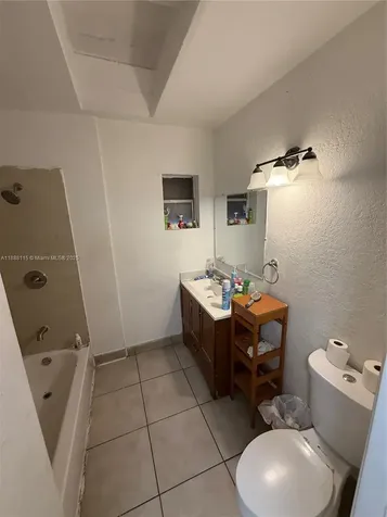 810 NW 24th Court Miami FL 33125