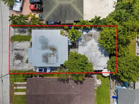 810 NW 24th Court Miami FL 33125