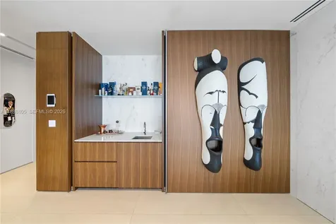 17141 Collins Avenue Sunny Isles Beach FL 33160