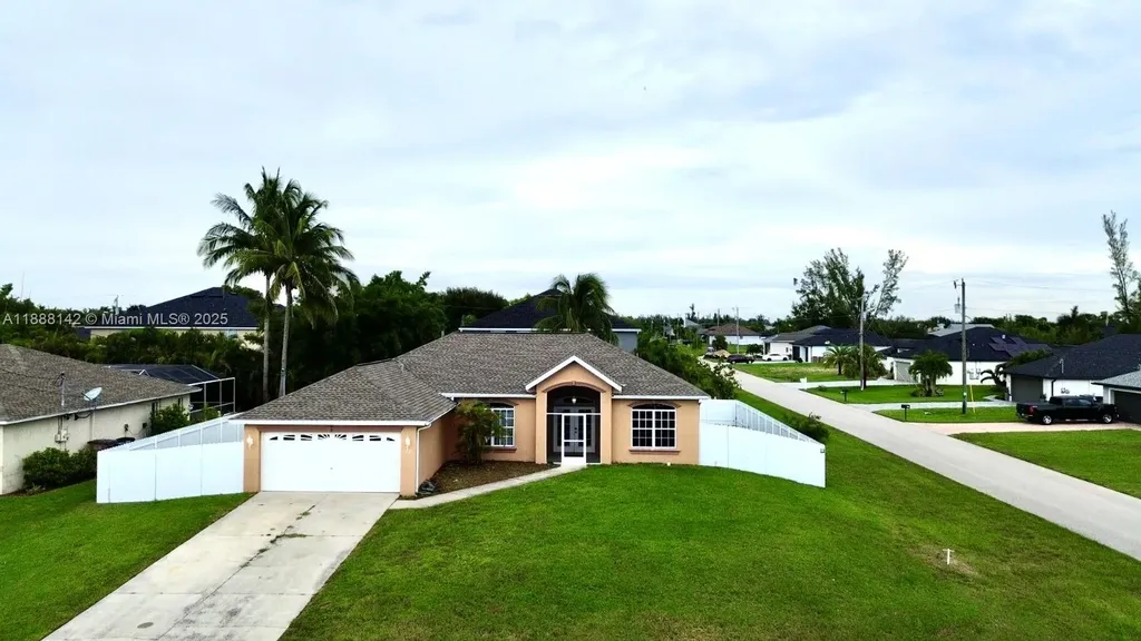 1721 SW 21st Lane Cape Coral FL 33991