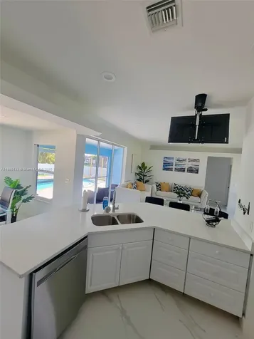 1721 SW 21st Lane Cape Coral FL 33991