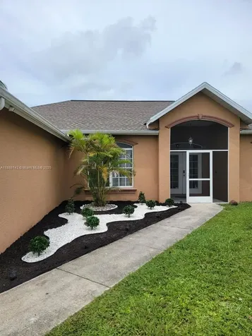 1721 SW 21st Lane Cape Coral FL 33991