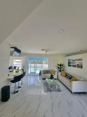 1721 SW 21st Lane Cape Coral FL 33991
