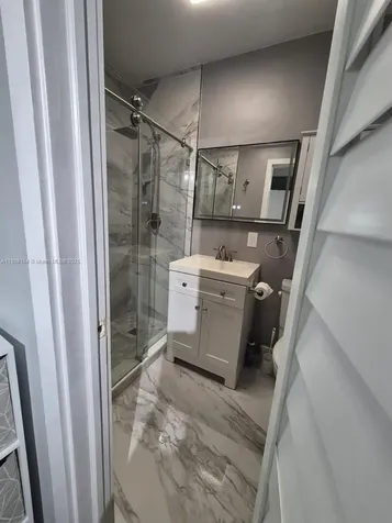 5240 NE 16th Terrace Pompano Beach FL 33064