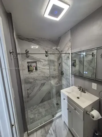 5240 NE 16th Terrace Pompano Beach FL 33064