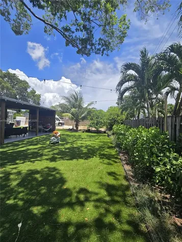 5240 NE 16th Terrace Pompano Beach FL 33064