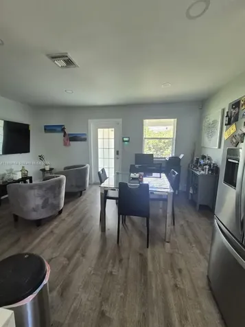 5240 NE 16th Terrace Pompano Beach FL 33064