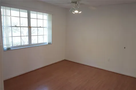 10889 SW 149th Place Miami FL 33196