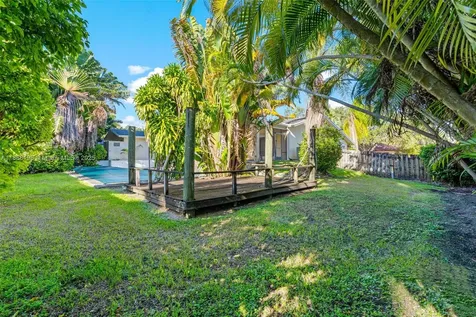 17900 SW 83rd Avenue Palmetto Bay FL 33157