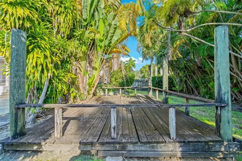 17900 SW 83rd Avenue Palmetto Bay FL 33157