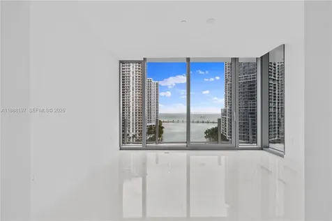 300 Biscayne Blvd Way Miami FL 33131