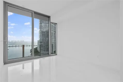 300 Biscayne Blvd Way Miami FL 33131