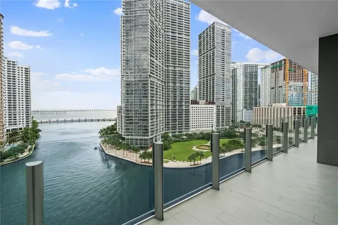 300 Biscayne Blvd Way Miami FL 33131