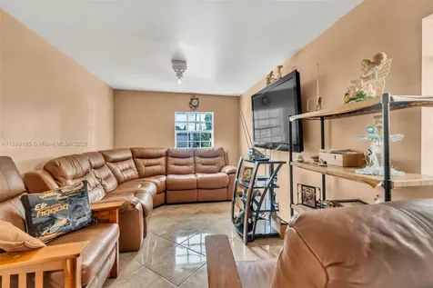 2041 Wellington Road West Palm Beach FL 33409