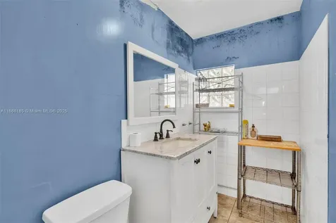 2041 Wellington Road West Palm Beach FL 33409