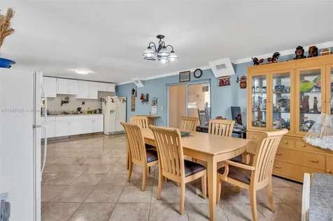 2041 Wellington Road West Palm Beach FL 33409