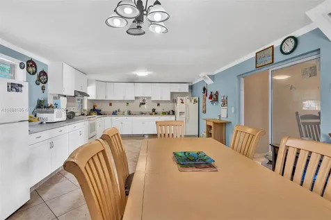 2041 Wellington Road West Palm Beach FL 33409