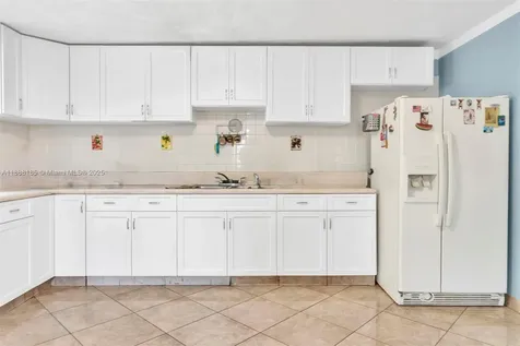 2041 Wellington Road West Palm Beach FL 33409